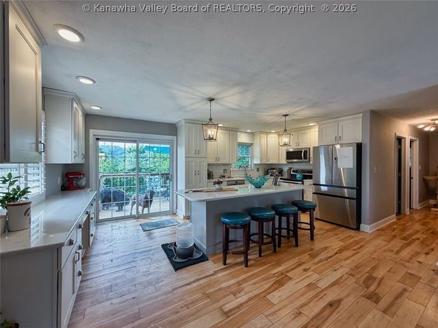 1110 Hollyberry Lane, South Charleston, WV 25309