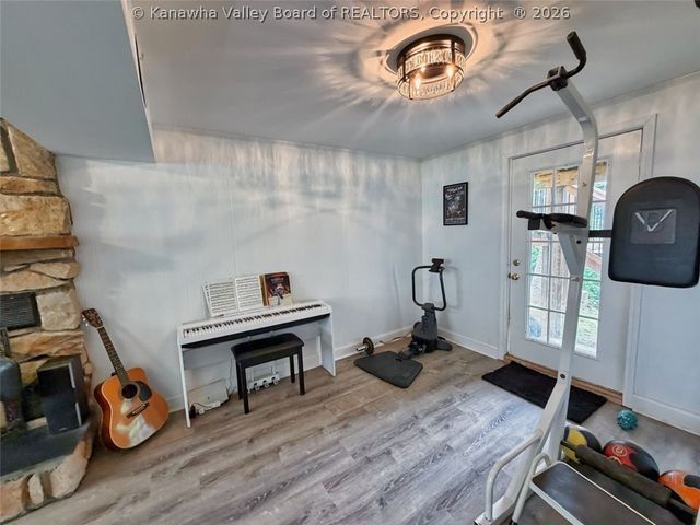 1110 Hollyberry Lane, South Charleston, WV 25309