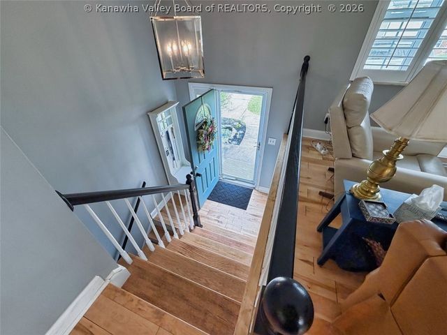 1110 Hollyberry Lane, South Charleston, WV 25309