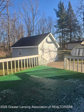 5684 Shaw Street, Haslett, MI 48840