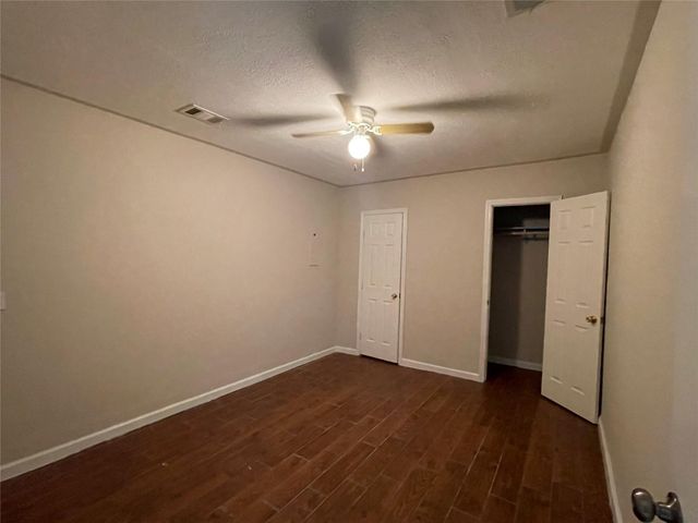 7715 Rolling Ridge Drive, Houston, TX 77072