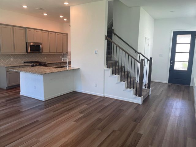 621 Aspen Falls Court, Conroe, TX 77304