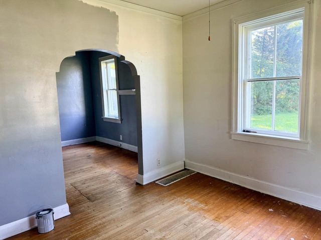 9473 S Chicago ROAD, Oak Creek, WI 53154