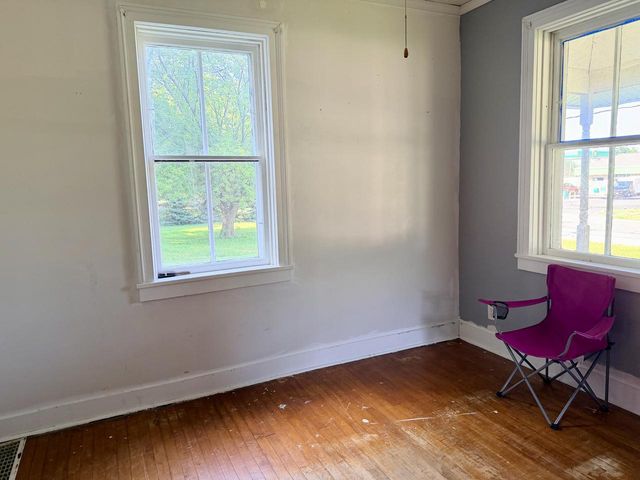9473 S Chicago ROAD, Oak Creek, WI 53154