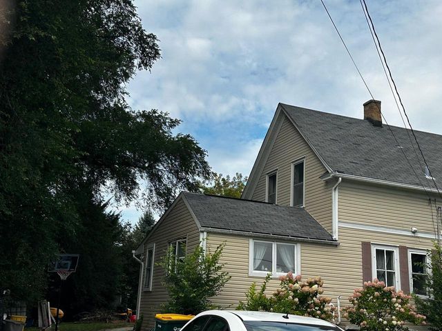 9473 S Chicago ROAD, Oak Creek, WI 53154