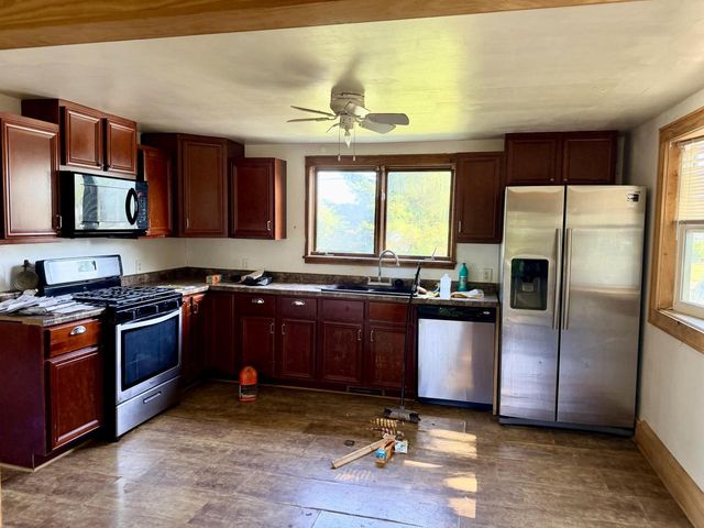 9473 S Chicago ROAD, Oak Creek, WI 53154