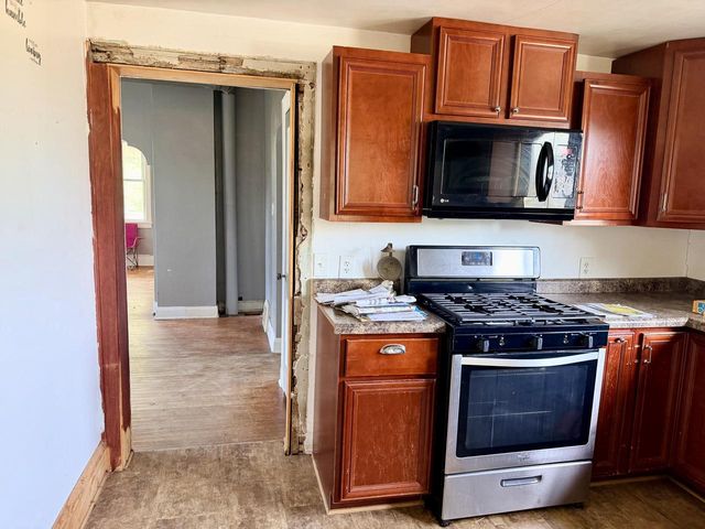 9473 S Chicago ROAD, Oak Creek, WI 53154