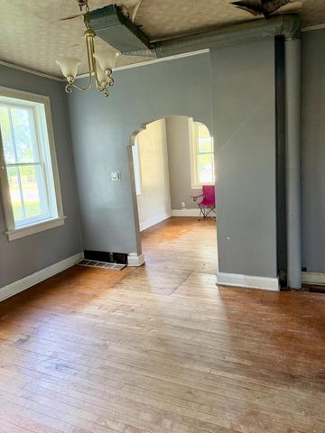 9473 S Chicago ROAD, Oak Creek, WI 53154