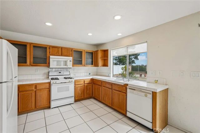 42850 Via Gandia, Temecula, CA 92592