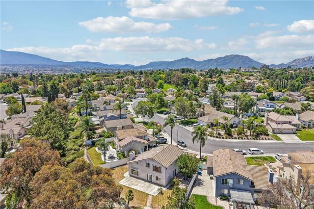 42850 Via Gandia, Temecula, CA 92592