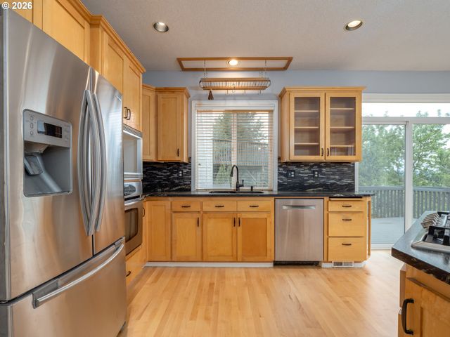 13728 Sw 130TH Pl, Tigard, OR 97223