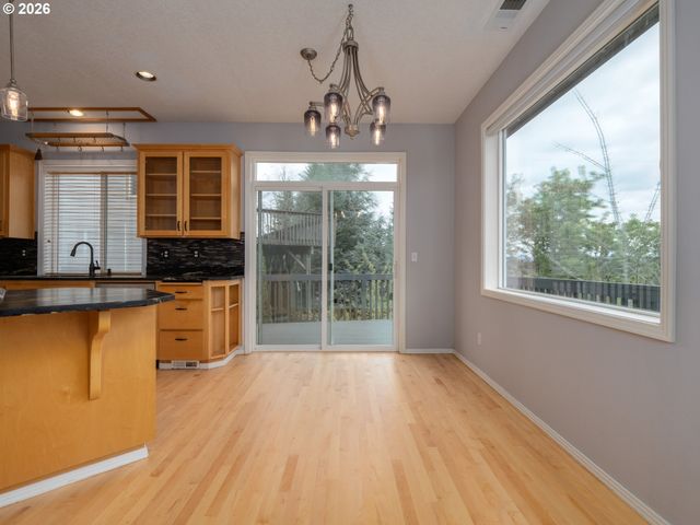 13728 Sw 130TH Pl, Tigard, OR 97223