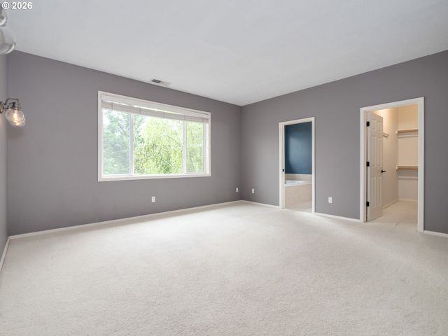 13728 Sw 130TH Pl, Tigard, OR 97223