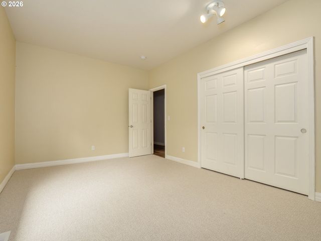 13728 Sw 130TH Pl, Tigard, OR 97223