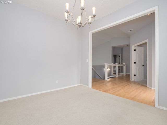 13728 Sw 130TH Pl, Tigard, OR 97223