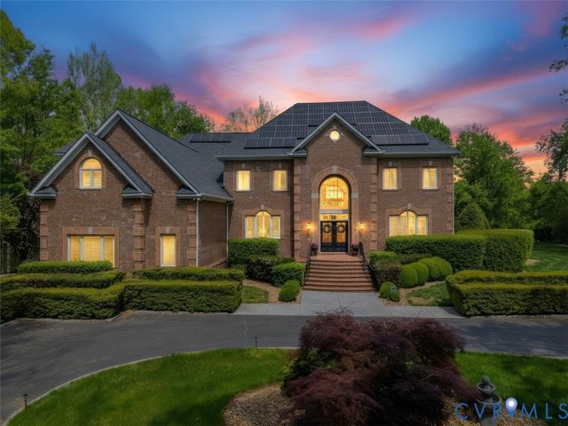 402 Rivers Bend Cir, Chester, VA 23836