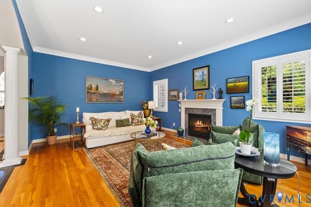 402 Rivers Bend Cir, Chester, VA 23836