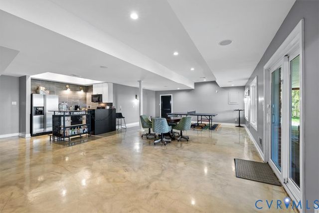 402 Rivers Bend Cir, Chester, VA 23836