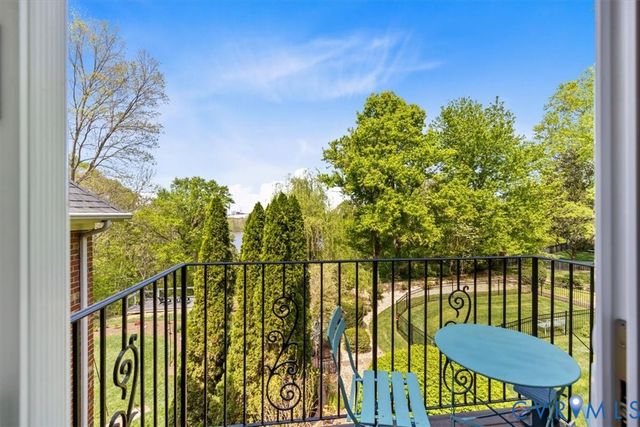 402 Rivers Bend Cir, Chester, VA 23836