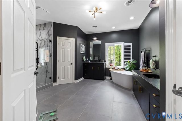 402 Rivers Bend Cir, Chester, VA 23836