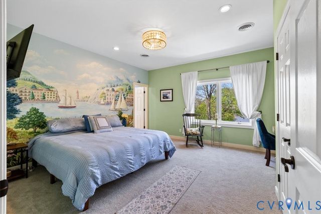 402 Rivers Bend Cir, Chester, VA 23836