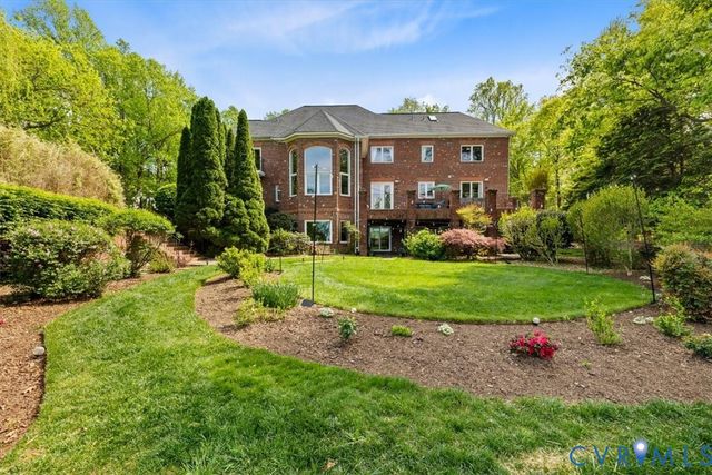 402 Rivers Bend Cir, Chester, VA 23836