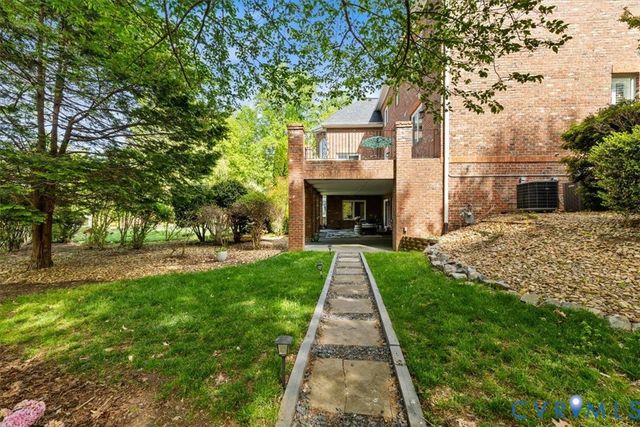 402 Rivers Bend Cir, Chester, VA 23836