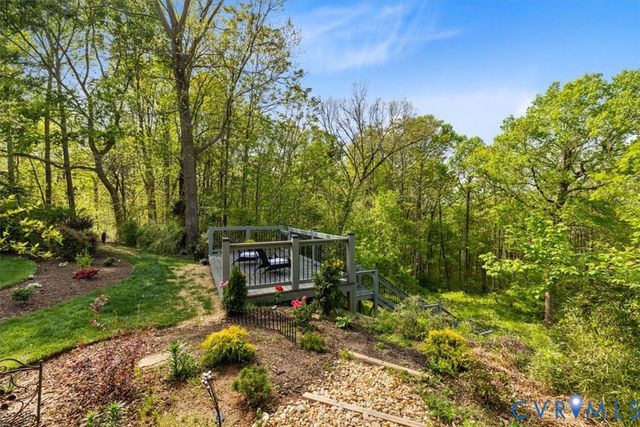 402 Rivers Bend Cir, Chester, VA 23836
