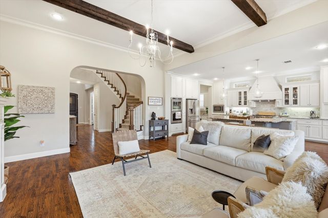 6721 Oak Knoll Road, Flower Mound, TX 76226