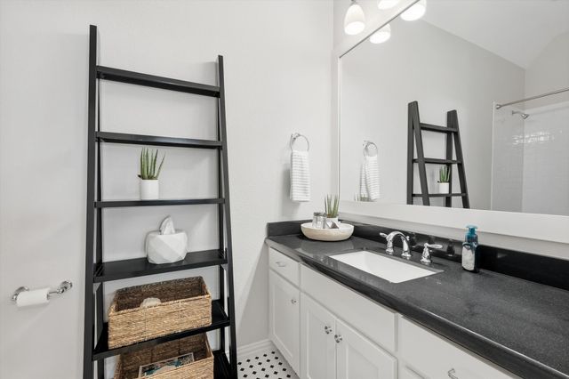 6721 Oak Knoll Road, Flower Mound, TX 76226