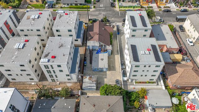 1318 W 35th Place, Los Angeles, CA 90007