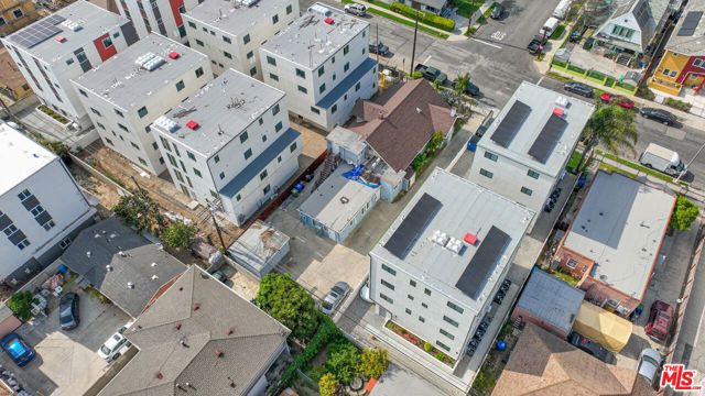 1318 W 35th Place, Los Angeles, CA 90007