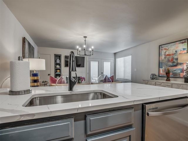 11550 N May Avenue 101, Oklahoma City, OK 73120