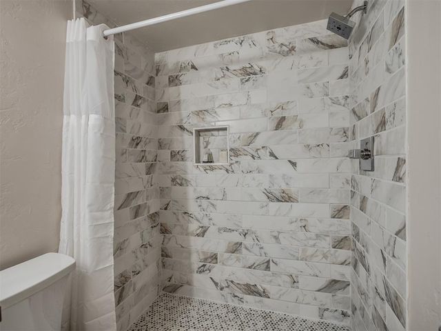 11550 N May Avenue 101, Oklahoma City, OK 73120