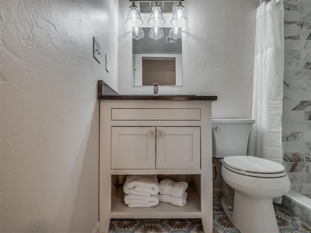 11550 N May Avenue 101, Oklahoma City, OK 73120