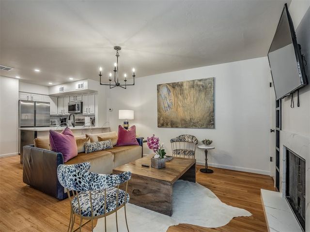 11550 N May Avenue 101, Oklahoma City, OK 73120