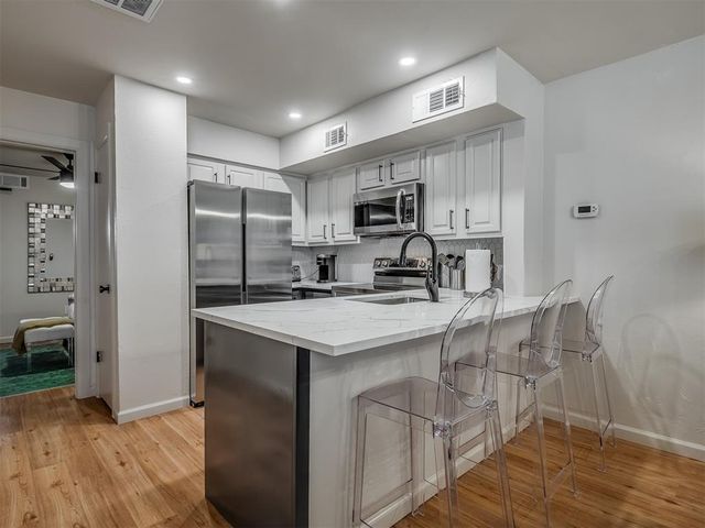 11550 N May Avenue 101, Oklahoma City, OK 73120