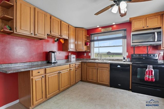 14712 HALTER CT, Piedmont, SD 57769