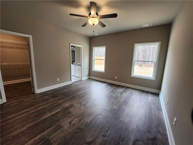 2205 Shady Grove Road, Carrollton, GA 30116