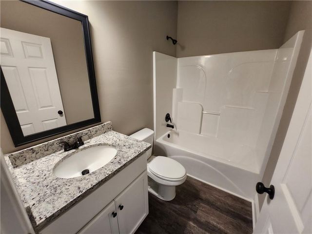 2205 Shady Grove Road, Carrollton, GA 30116