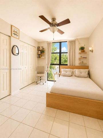 11800 SW 18th St 306-4, Miami, FL 33175