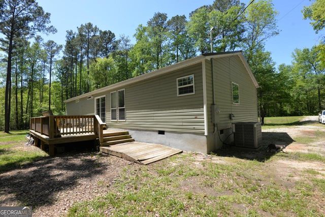 519 Twin Bridges Road, Eatonton, GA 31024