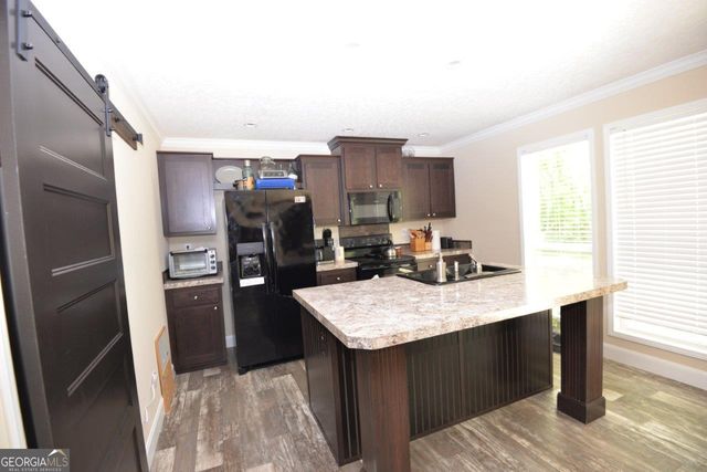 519 Twin Bridges Road, Eatonton, GA 31024