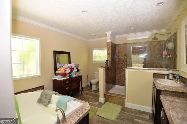 519 Twin Bridges Road, Eatonton, GA 31024