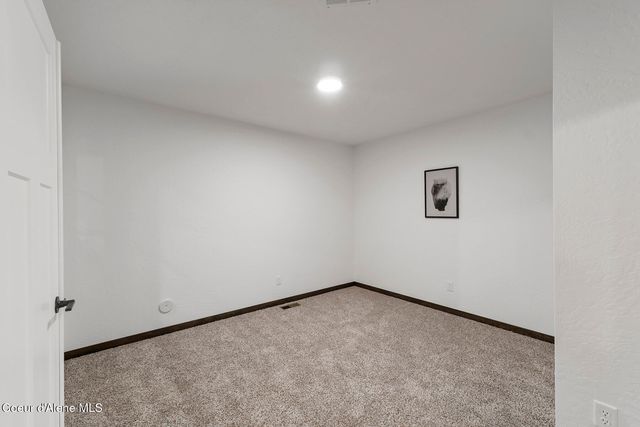 936 E Valley St S, Oldtown, ID 83822