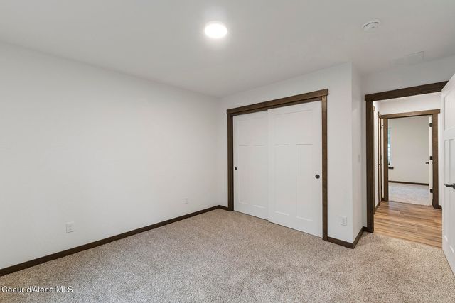 936 E Valley St S, Oldtown, ID 83822