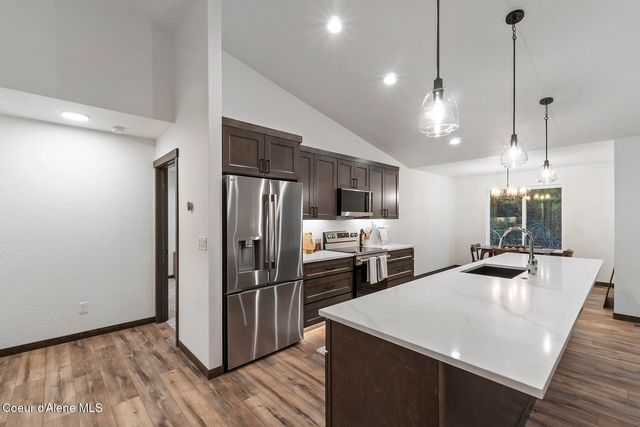 936 E Valley St S, Oldtown, ID 83822