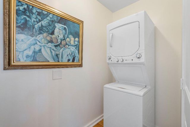 816 Avon Road, West Palm Beach, FL 33401