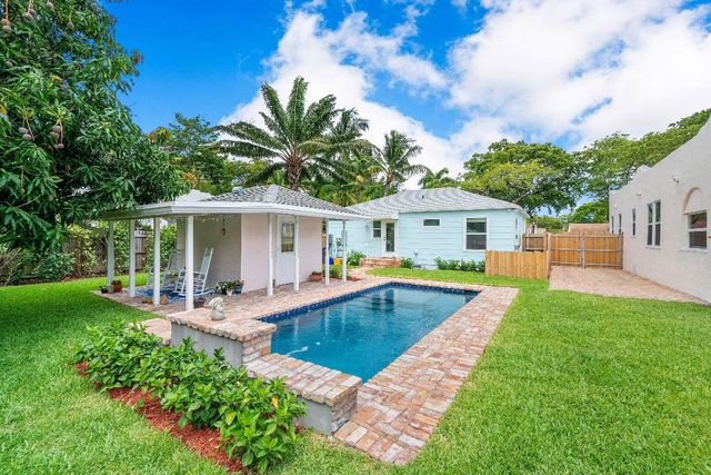 816 Avon Road, West Palm Beach, FL 33401