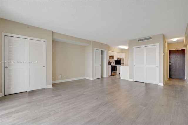 1500 Bay Rd S-0472, Miami Beach, FL 33139